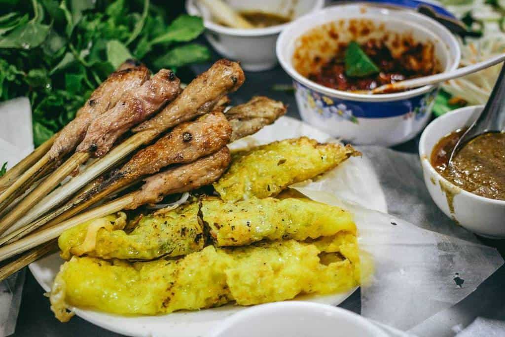 Banh Xeo Nem Lui Ba Duong – one of the most famous eateries in Da Nang