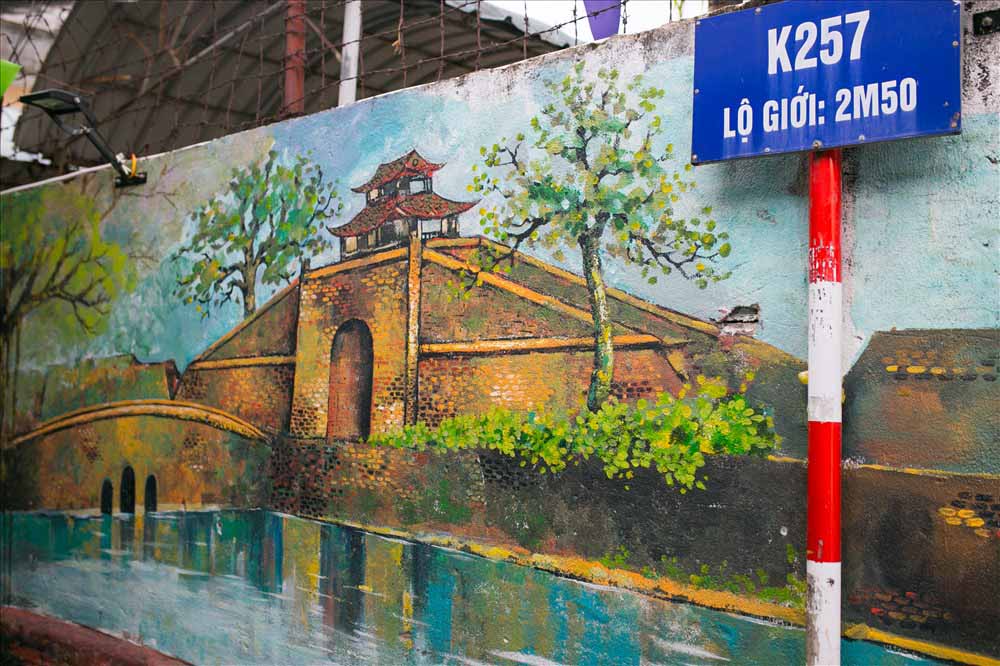A painting at Da Nang Fresco Village